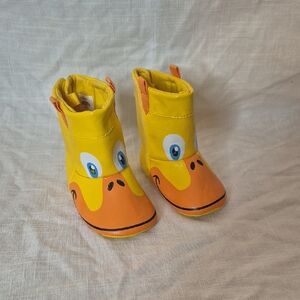 Yellow Duck Kids Boots Size 2